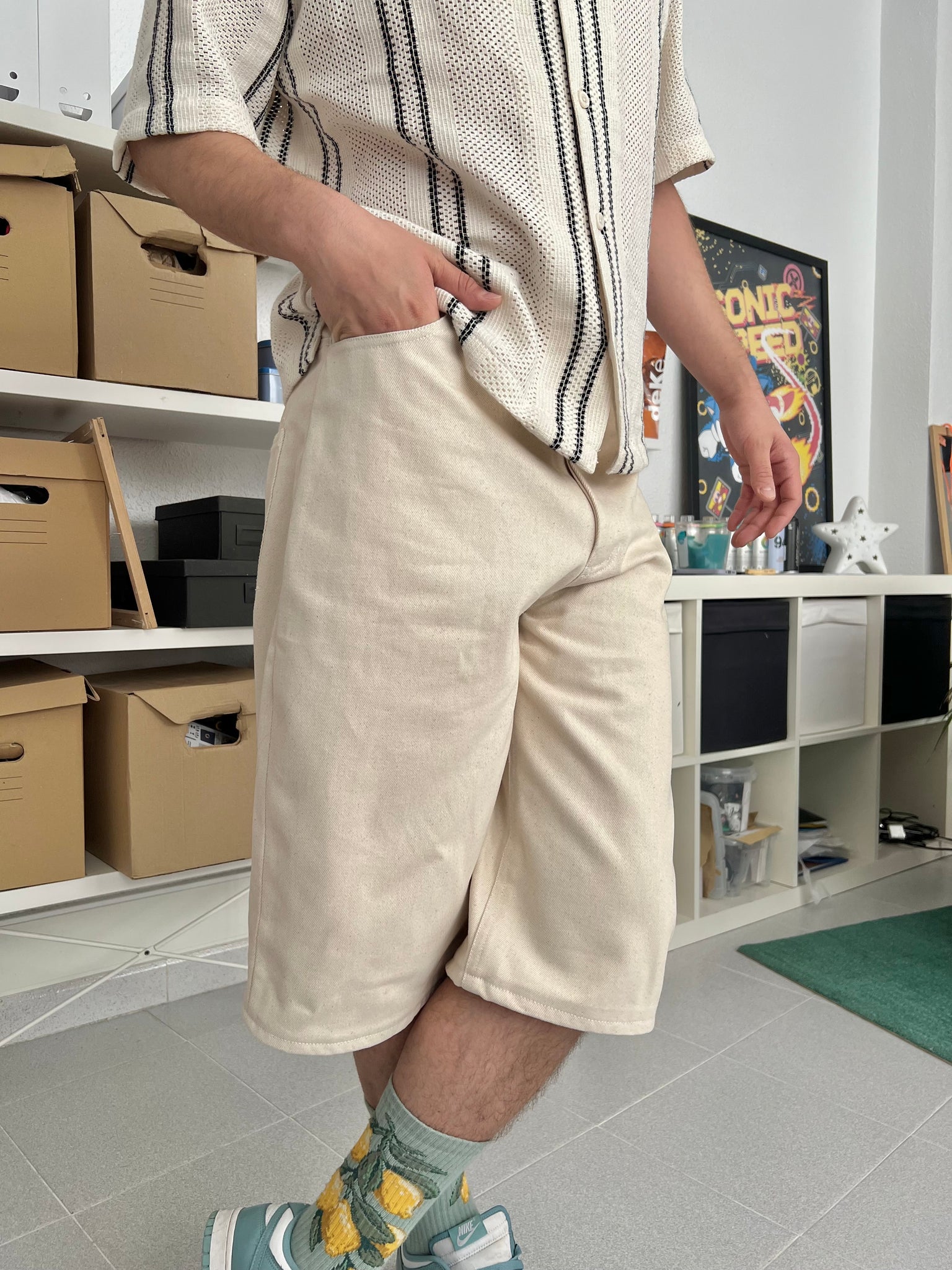 OVERSIZE BASIC BEIGE SHORTS